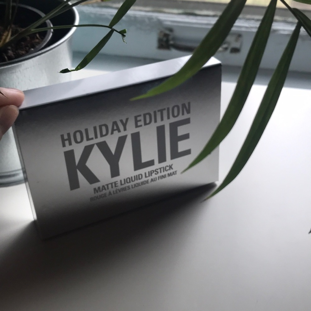 Kylie Cosmetics Holiday Edition Matte Lipsticks💋